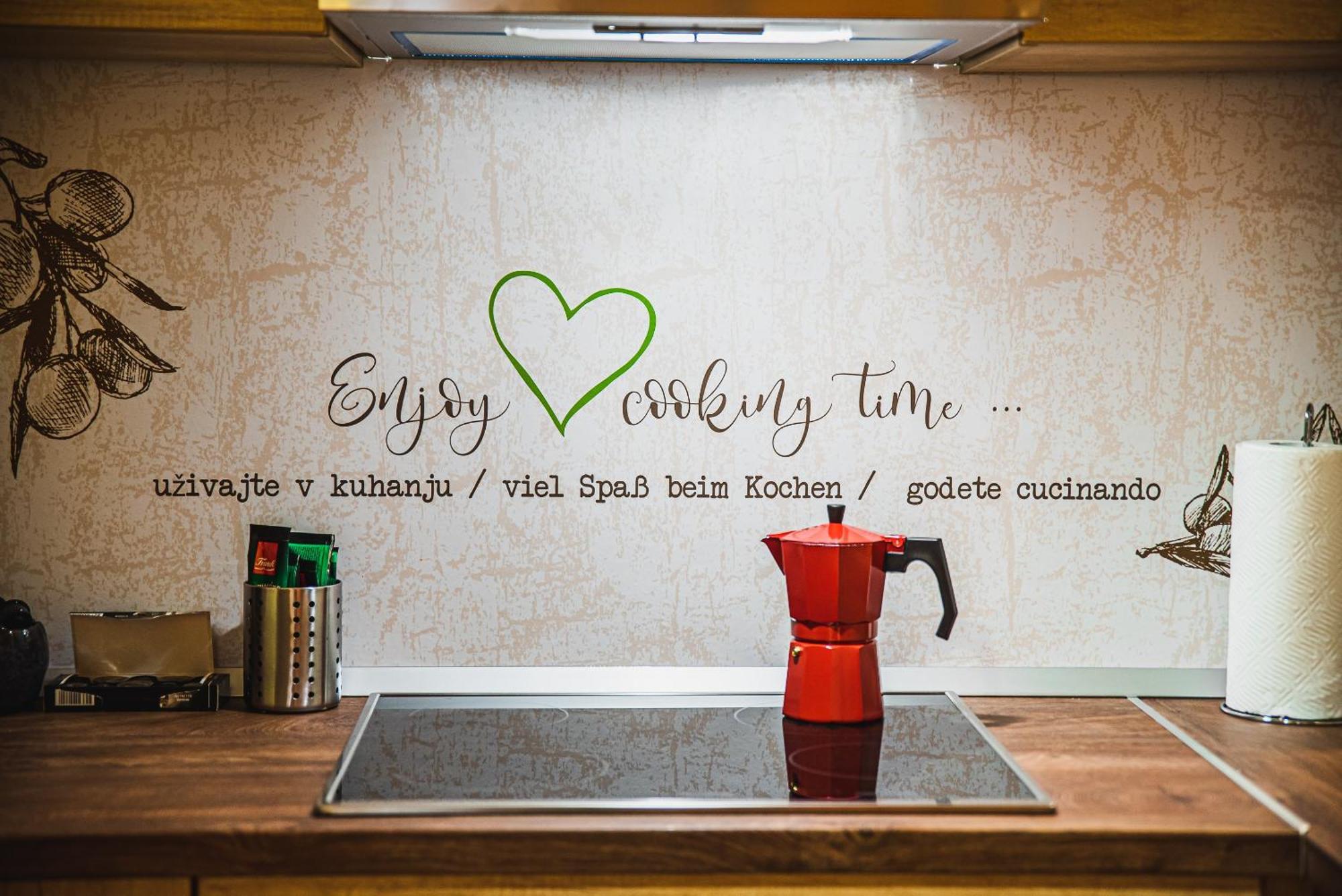 Lux Living Apartments Budic Near Terme Catez Brežice 客房 照片