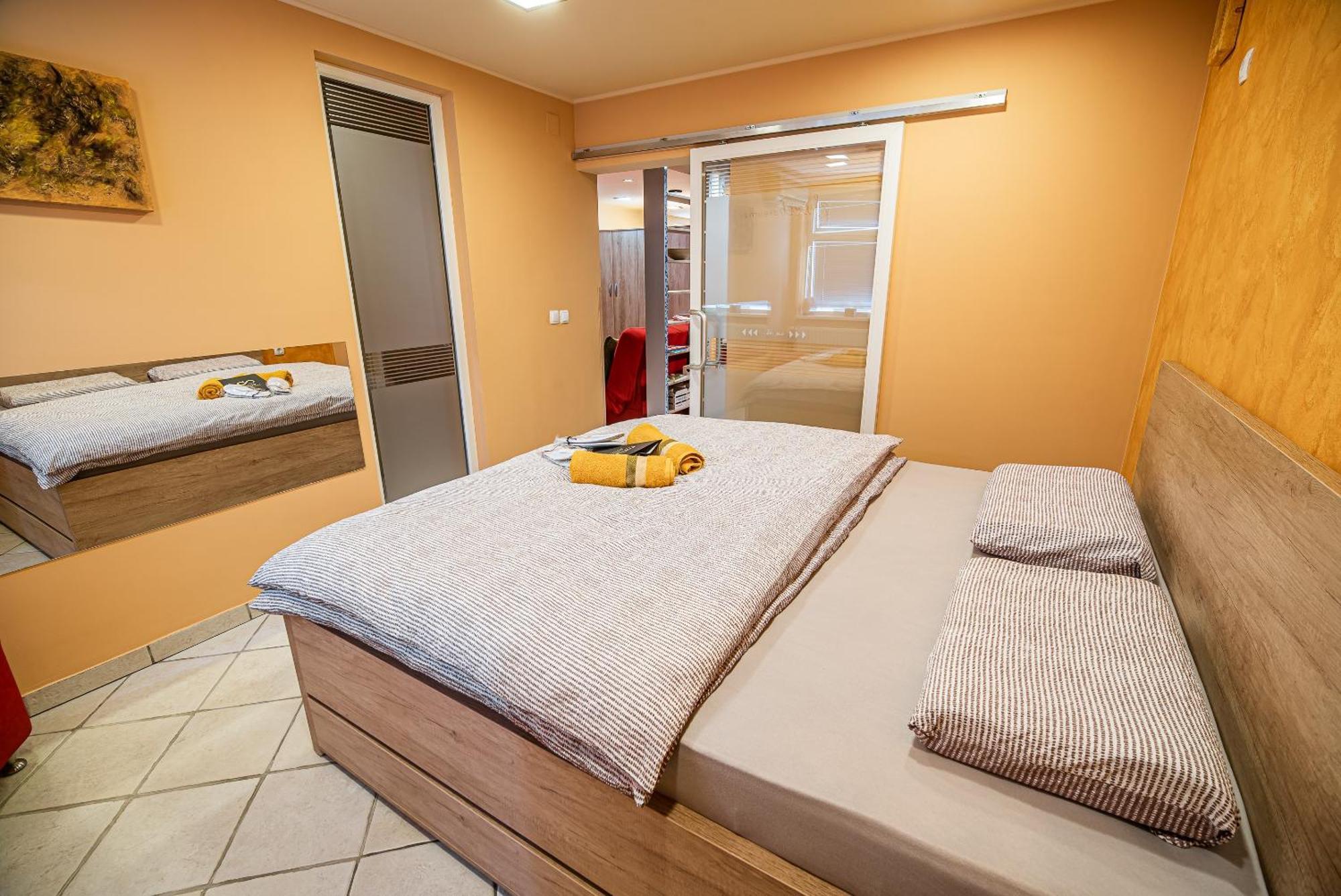 Lux Living Apartments Budic Near Terme Catez Brežice 客房 照片