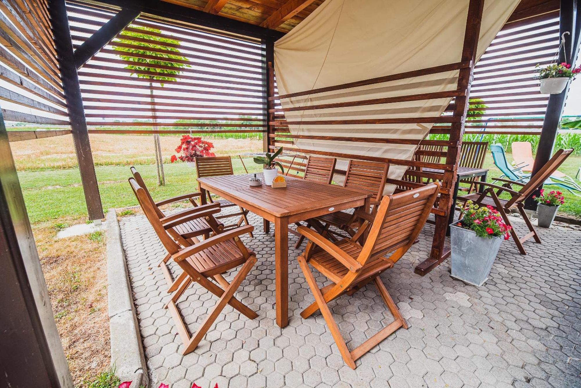 Lux Living Apartments Budic Near Terme Catez Brežice 客房 照片