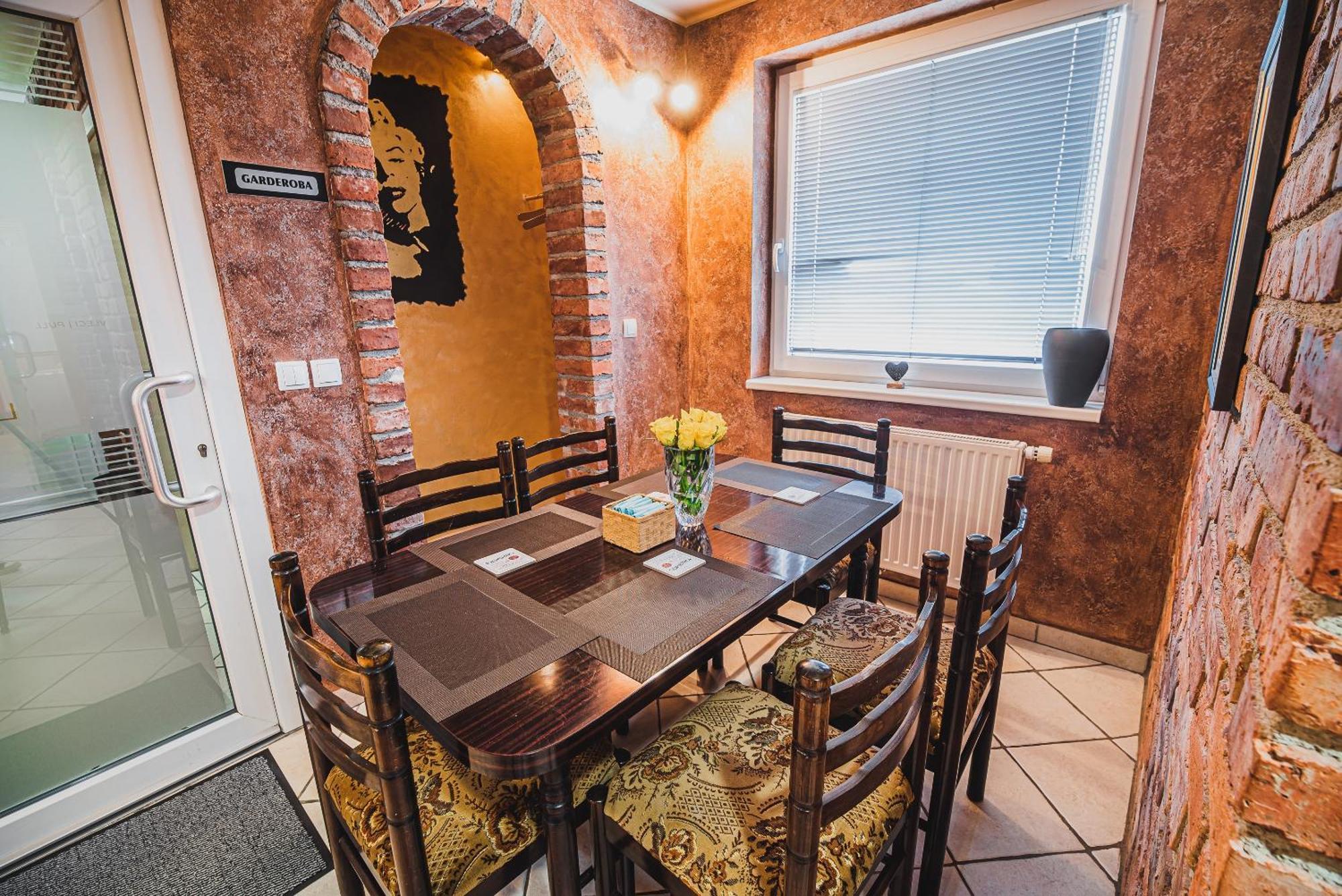 Lux Living Apartments Budic Near Terme Catez Brežice 客房 照片