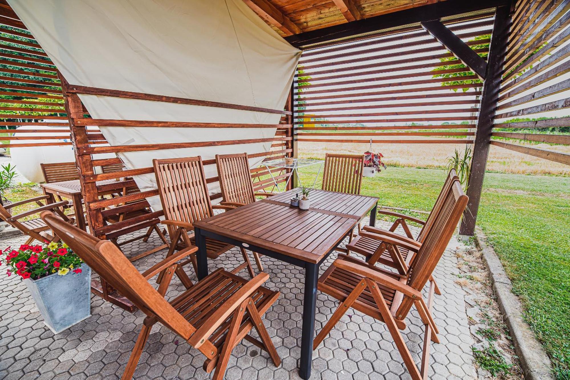Lux Living Apartments Budic Near Terme Catez Brežice 客房 照片